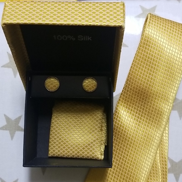 Tie & cufflinks set - Picture 3 of 6